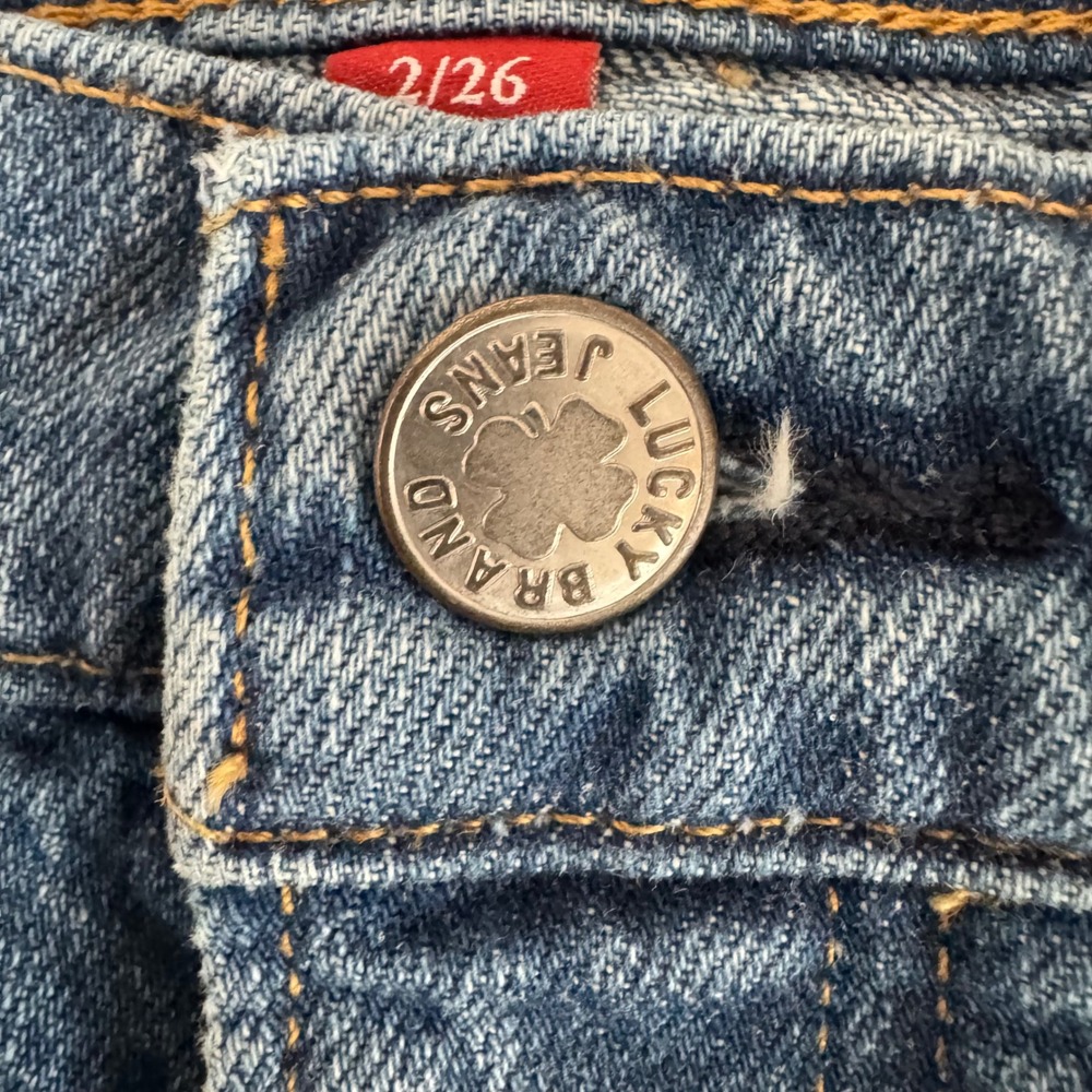 Lucky Brand 2/26 (27x4.5) Blue Embossed Hemp Leaf Clover 90s Midi Denim Shorts - Picture 5 of 13